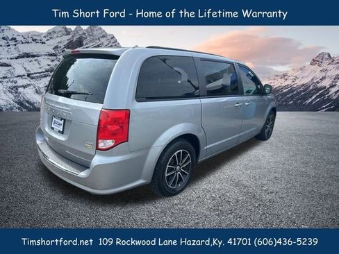 Used 2019 Dodge Grand Caravan GT image 5