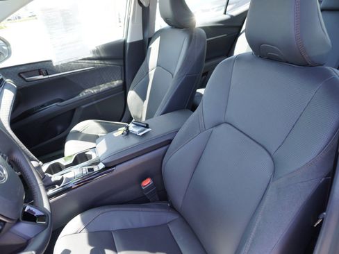 Used 2026 Toyota Camry XLE FWD image 21