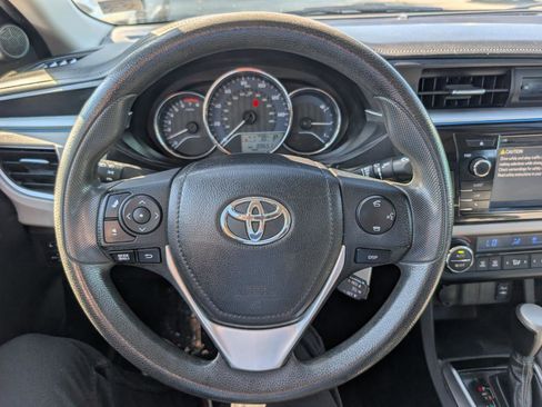 Used 2016 Toyota Corolla LE FWD image 14
