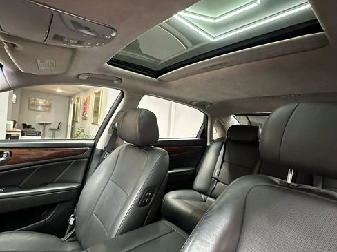 Used 2015 Hyundai Equus Signature RWD image 24