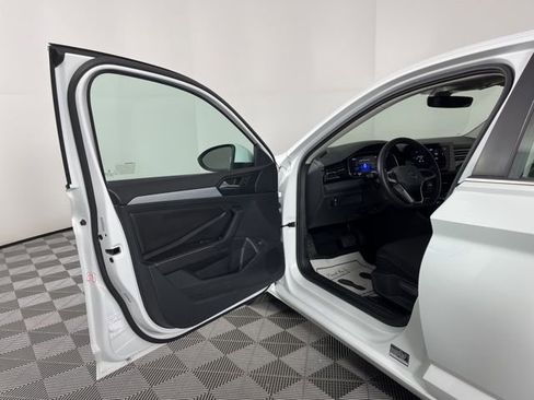 Used 2025 Volkswagen Jetta S image 16