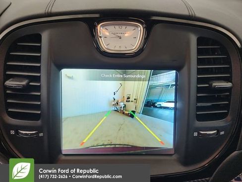 Used 2023 Chrysler 300 C RWD image 19