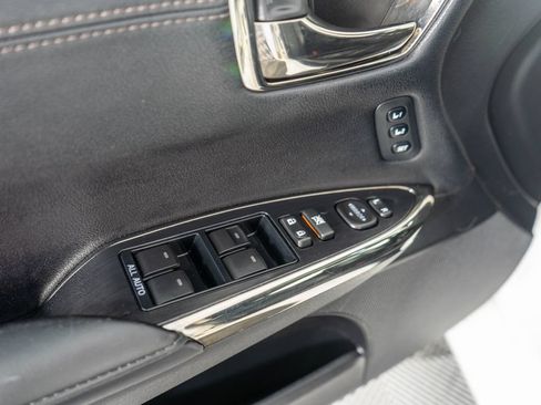 Used 2014 Toyota Avalon XLE Touring FWD image 24