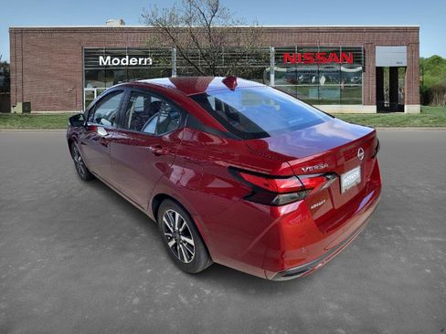 New 2025 Nissan Versa SV w/ Trunk Package image 2