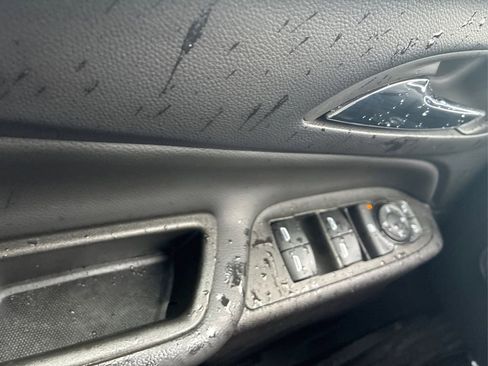 Used 2024 Chevrolet Equinox LT w/ LPO, Floor Liner Package AWD/4WD image 32