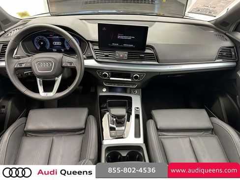 Used 2025 Audi Q5 2.0T Premium Plus w/ Premium Plus Package AWD/4WD image 15