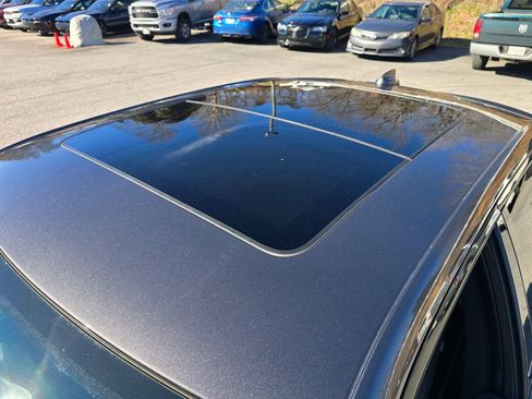 Used 2022 Chrysler 300 S w/ Comfort Group image 19