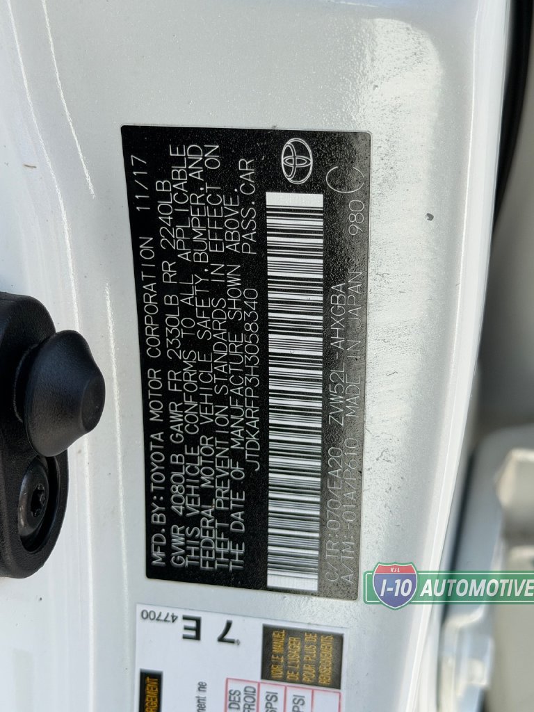 Used 2017 Toyota Prius Prime Advanced FWD image 32