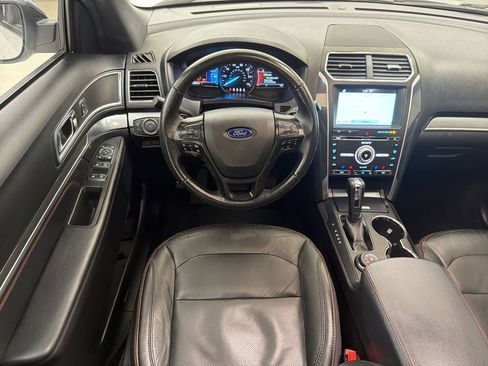 Used 2018 Ford Explorer Sport w/ Equipment Group 401A AWD/4WD image 28