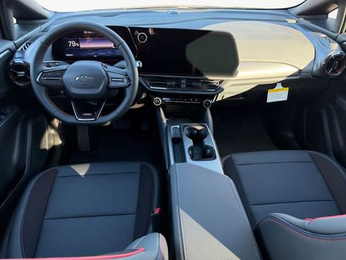 New 2026 Chevrolet Equinox EV RS image 10