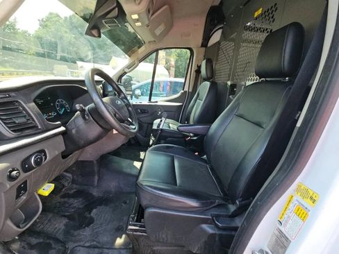 Used 2022 Ford Transit 250 Medium Roof RWD image 4