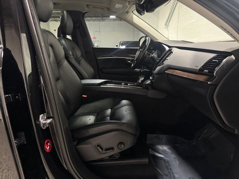Used 2016 Volvo XC90 T6 Momentum w/ Momentum Plus Package AWD/4WD image 73