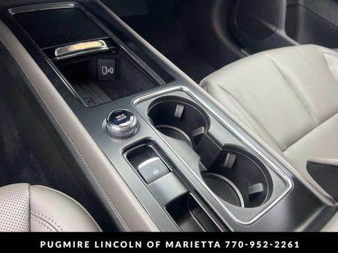 New 2026 Lincoln Corsair Premiere image 27