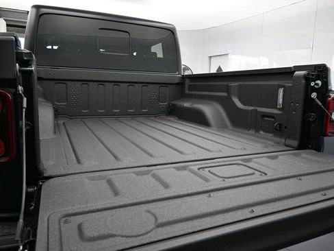New 2026 Jeep Gladiator Sport AWD/4WD image 31