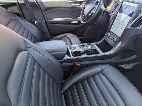 Certified 2023 Ford Edge SEL w/ Convenience Package AWD/4WD image 11