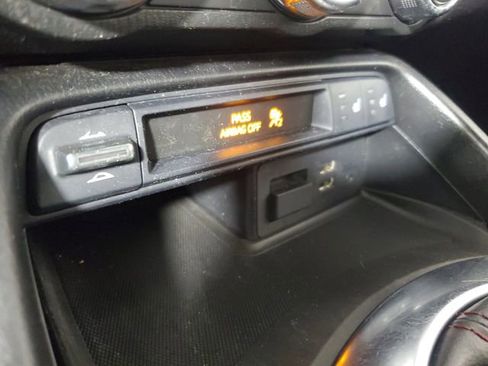 Used 2019 MAZDA MX-5 Miata RF Grand Touring image 26