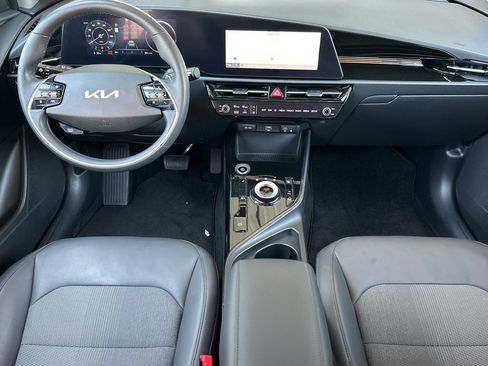 Used 2023 Kia Niro Wind FWD image 14