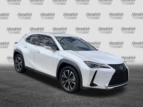 Used 2020 Lexus UX 200 w/ Premium Package image 2