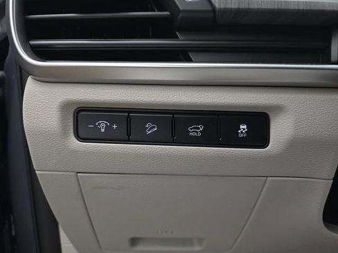 Used 2024 Kia Telluride EX FWD image 38