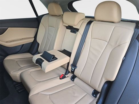 Used 2020 Audi Q8 Premium w/ Convenience Package image 18