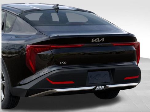 New 2026 Kia K4 LXS image 13