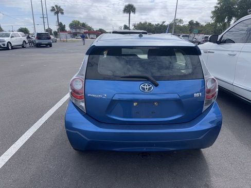 Used 2013 Toyota Prius C Two image 3
