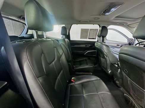 Used 2020 Kia Telluride EX w/ EX Premium Package FWD image 27