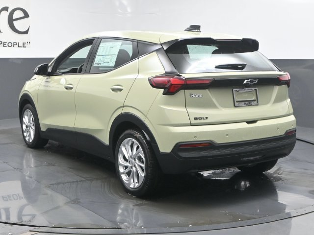 New 2027 Chevrolet Bolt LT w/ Comfort Package FWD image 15