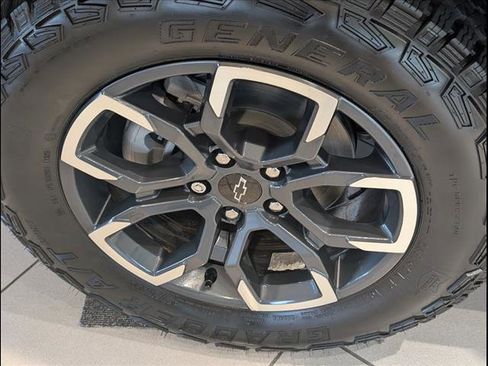 New 2026 Chevrolet Equinox ACTIV image 21