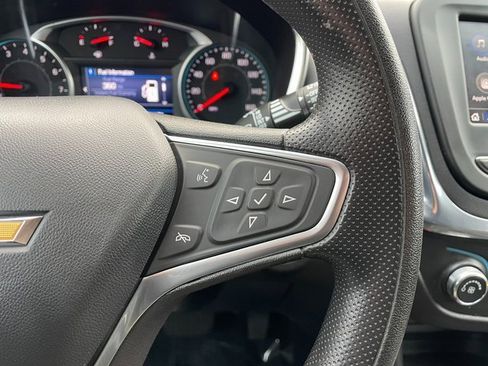 Used 2022 Chevrolet Equinox LT image 19