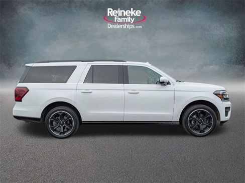 Used 2024 Ford Expedition Max Limited image 4