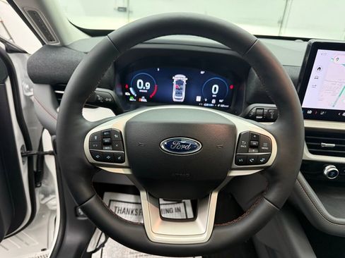 New 2025 Ford Explorer Active w/ Active Comfort Package image 27