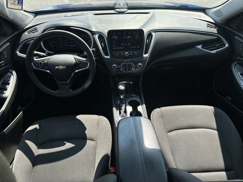 Used 2023 Chevrolet Malibu LT FWD image 21