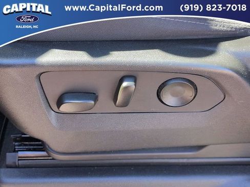 Used 2022 Chevrolet Silverado 1500 Custom image 16