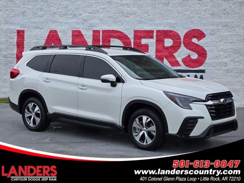 Used 2023 Subaru Ascent Premium AWD/4WD image 1