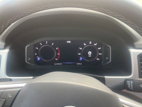 Used 2023 Volkswagen Atlas SEL AWD/4WD image 18