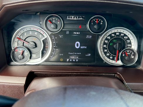 Used 2016 RAM 3500 Laramie AWD/4WD image 22