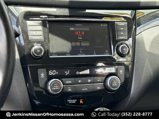 Certified 2022 Nissan Rogue Sport SV FWD image 35