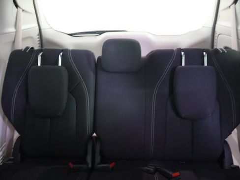 Used 2023 Chrysler Voyager LX FWD image 46