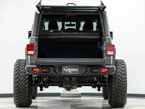 Used 2023 Jeep Gladiator Rubicon w/ Cold Weather Group image 24