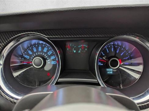 Used 2014 Ford Mustang Convertible RWD image 16