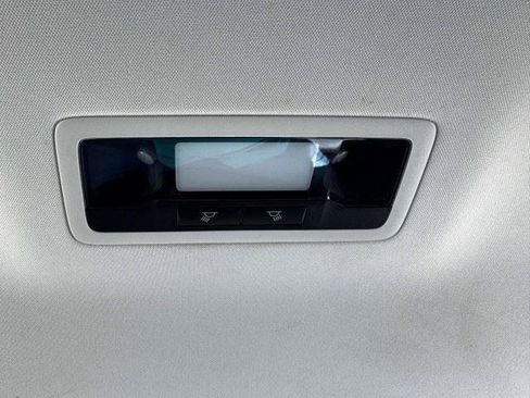 Used 2022 Lexus ES 250 w/ Premium Package AWD/4WD image 38