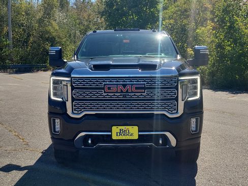 Used 2021 GMC Sierra 3500 Denali w/ Denali Black Diamond Edition AWD/4WD image 2