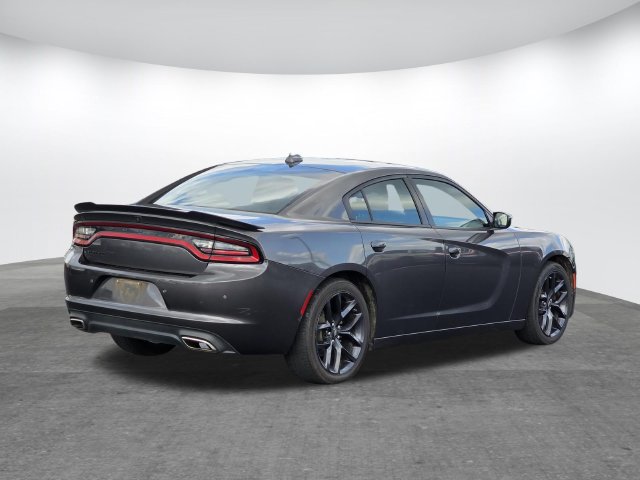 Used 2023 Dodge Charger SXT w/ Blacktop Package RWD image 3
