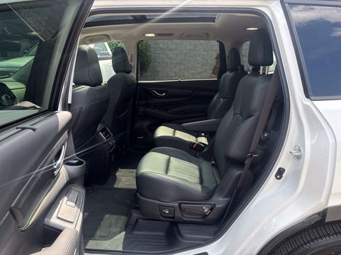 Certified 2025 Subaru Ascent Bronze Edition AWD/4WD image 38