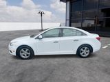 Used 2014 Chevrolet Cruze LT image 2