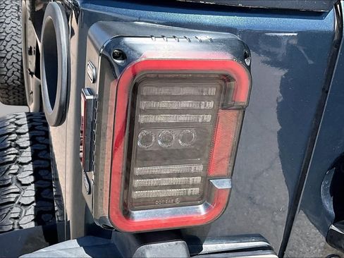 Used 2008 Jeep Wrangler Rubicon w/ Dual Top Group AWD/4WD image 26