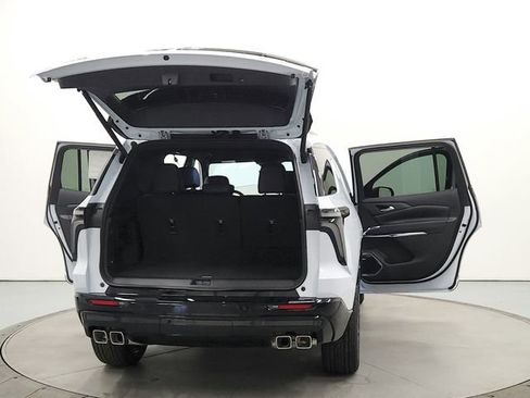 New 2026 Chevrolet Traverse RS FWD image 14