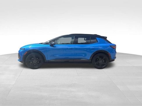 Used 2024 Chevrolet Equinox EV RS image 2