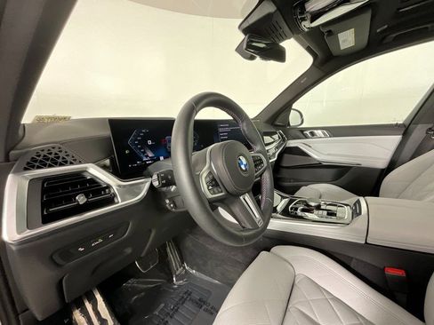 Used 2026 BMW X5 M60i w/ M Sport Professional Package image 15